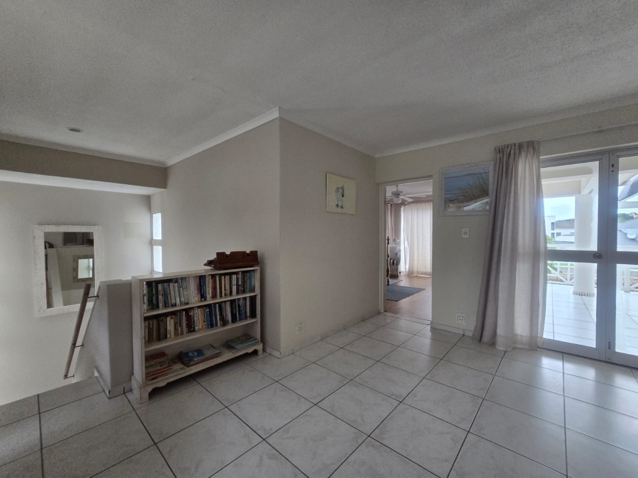 4 Bedroom Property for Sale in Royal Alfred Marina Eastern Cape